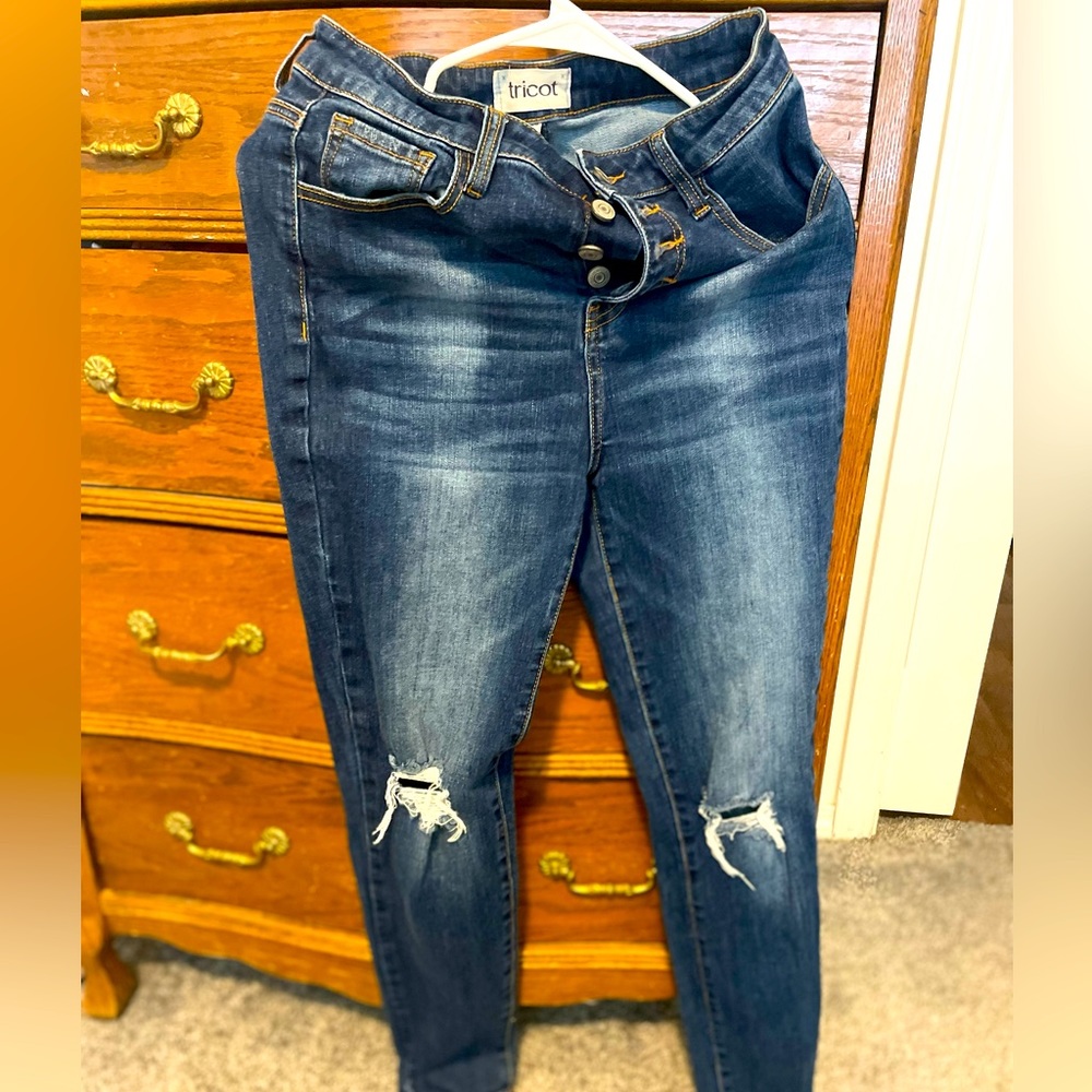 Tricotto size 9 skinny jeans